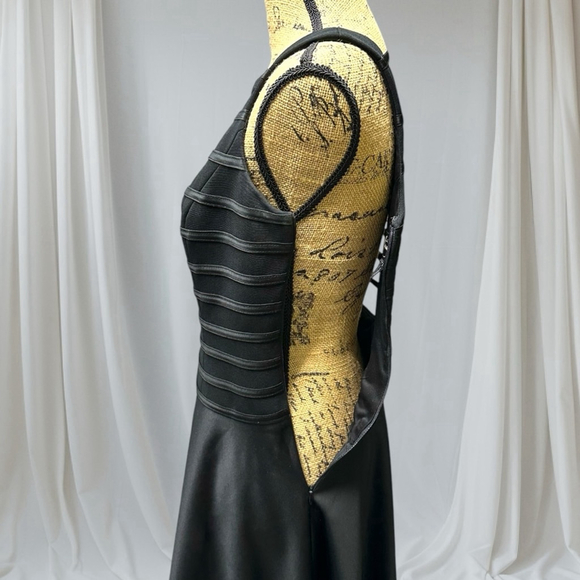 Collections Elegant Long Dress #001 - Picture 14 of 15